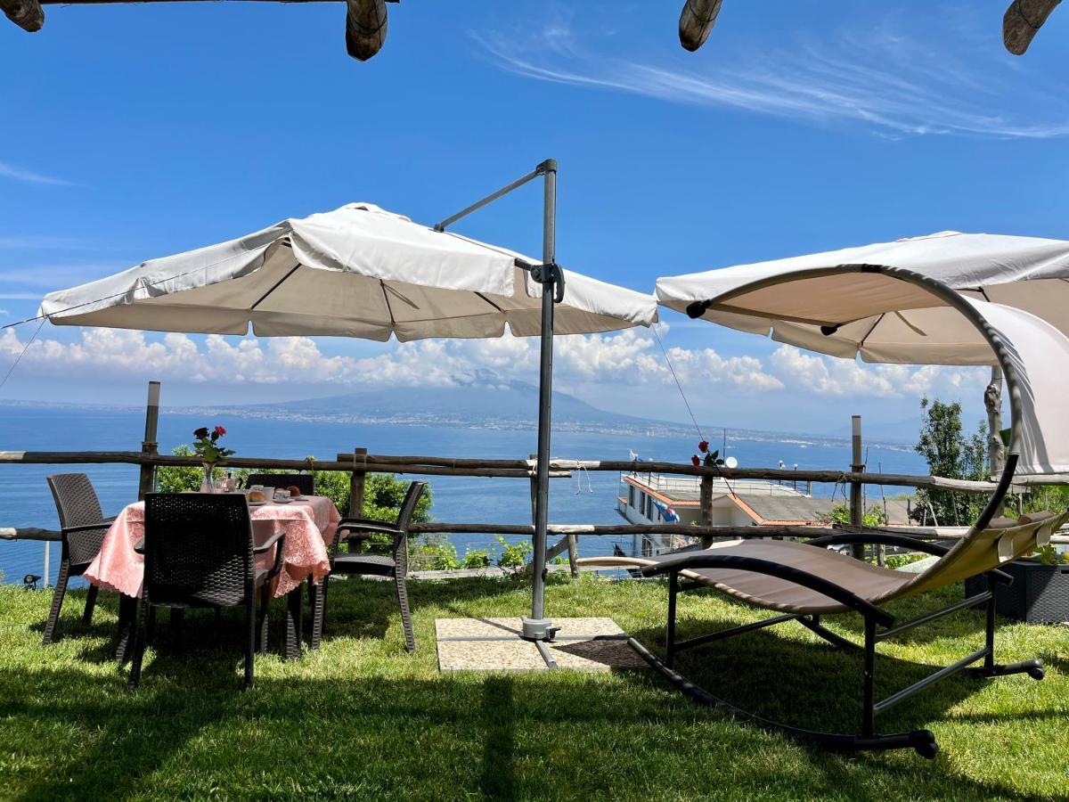 Вілла La Badia Montechiaro - Breathtaking View Of Sorrento Coast Віко-Екуенсе Екстер'єр фото