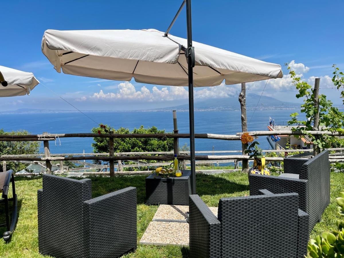 Вілла La Badia Montechiaro - Breathtaking View Of Sorrento Coast Віко-Екуенсе Екстер'єр фото