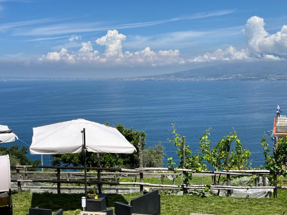 Вілла La Badia Montechiaro - Breathtaking View Of Sorrento Coast Віко-Екуенсе Екстер'єр фото