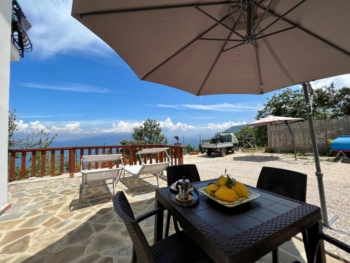 Вілла La Badia Montechiaro - Breathtaking View Of Sorrento Coast Віко-Екуенсе Екстер'єр фото