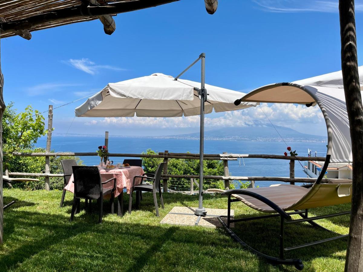 Вілла La Badia Montechiaro - Breathtaking View Of Sorrento Coast Віко-Екуенсе Екстер'єр фото