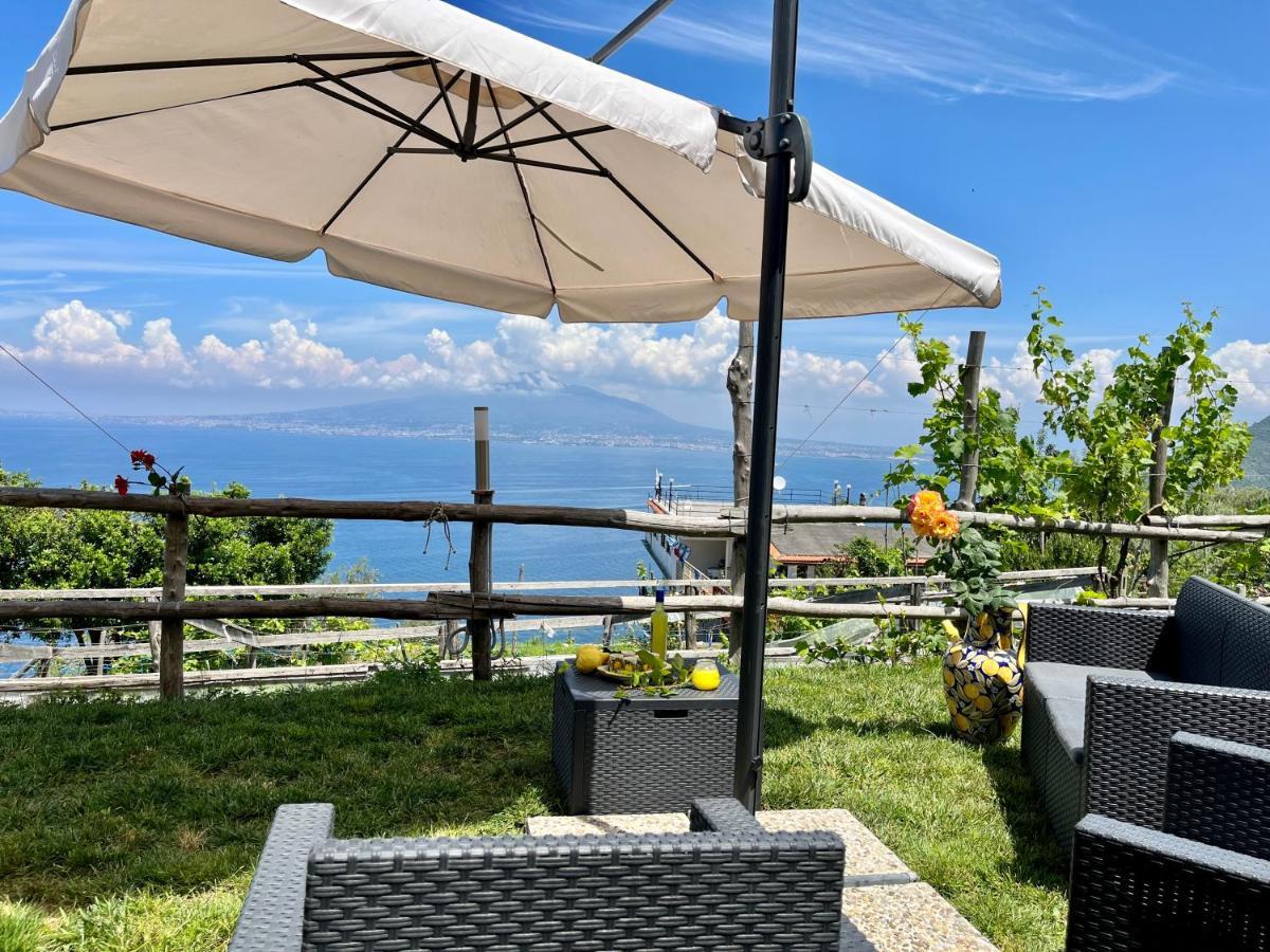 Вілла La Badia Montechiaro - Breathtaking View Of Sorrento Coast Віко-Екуенсе Екстер'єр фото