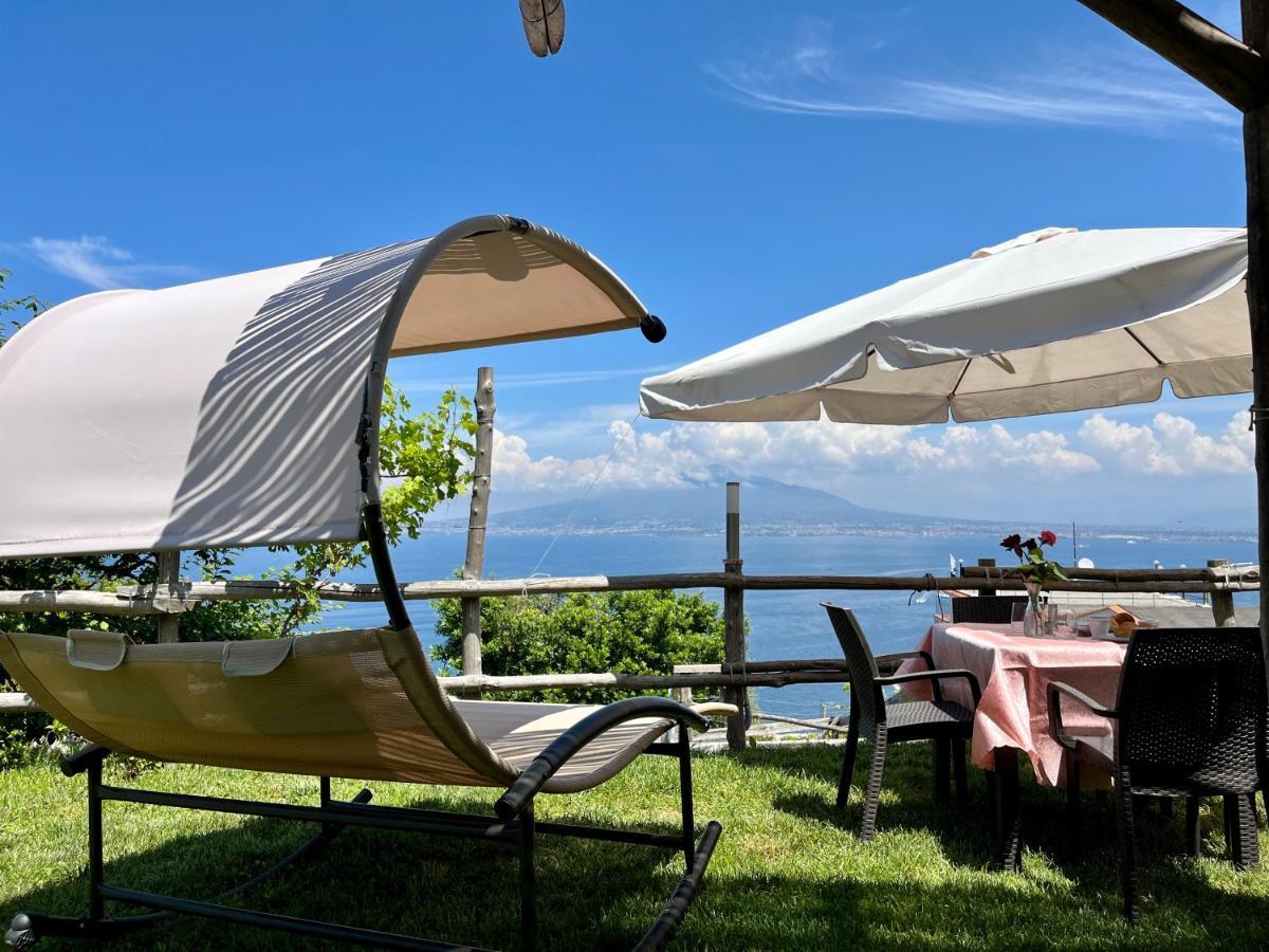 Вілла La Badia Montechiaro - Breathtaking View Of Sorrento Coast Віко-Екуенсе Екстер'єр фото