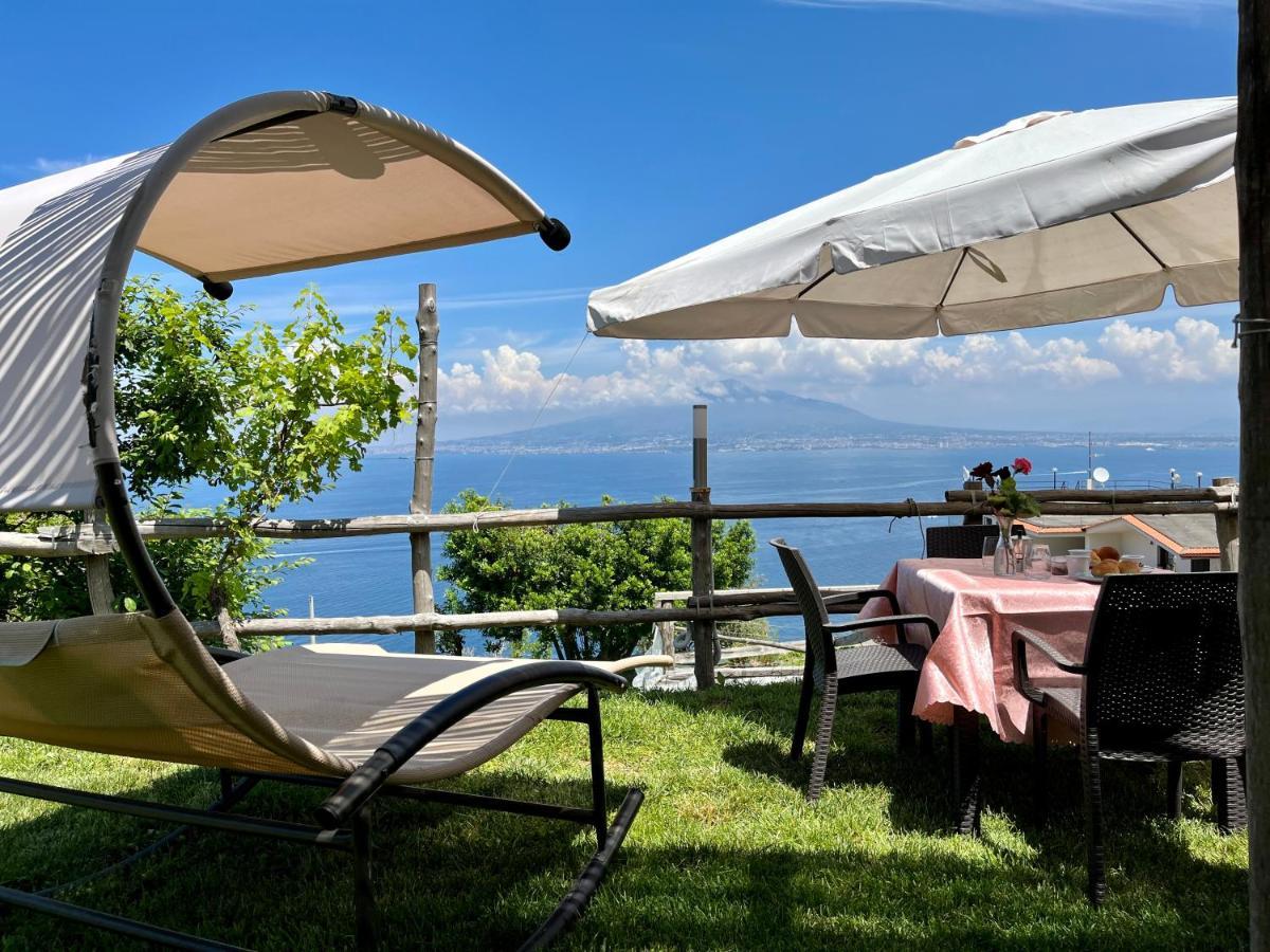 Вілла La Badia Montechiaro - Breathtaking View Of Sorrento Coast Віко-Екуенсе Екстер'єр фото