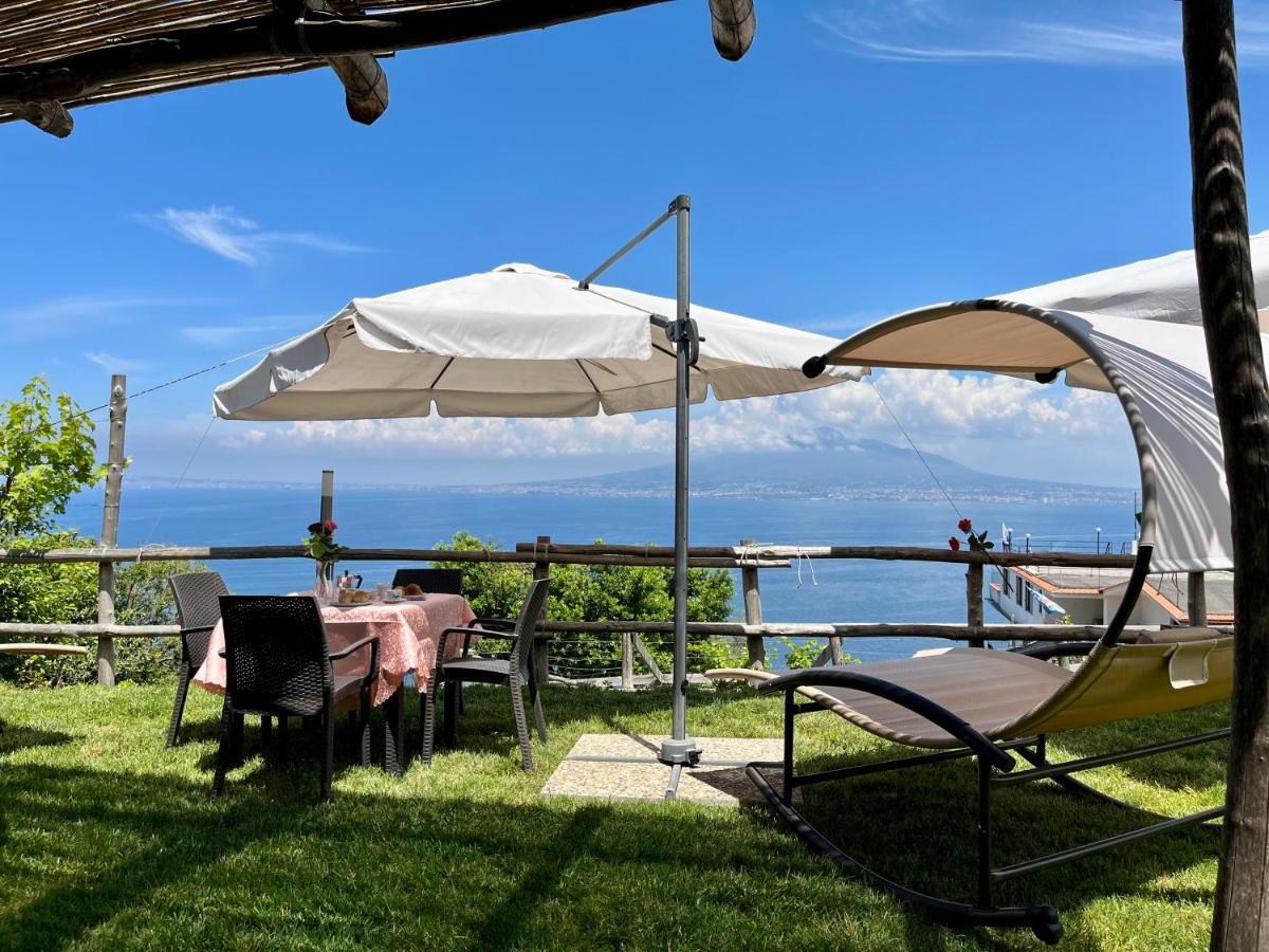 Вілла La Badia Montechiaro - Breathtaking View Of Sorrento Coast Віко-Екуенсе Екстер'єр фото