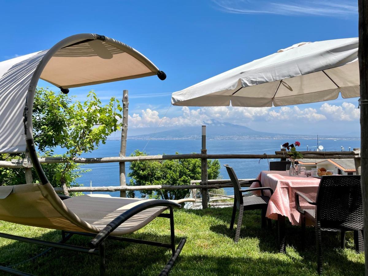 Вілла La Badia Montechiaro - Breathtaking View Of Sorrento Coast Віко-Екуенсе Екстер'єр фото